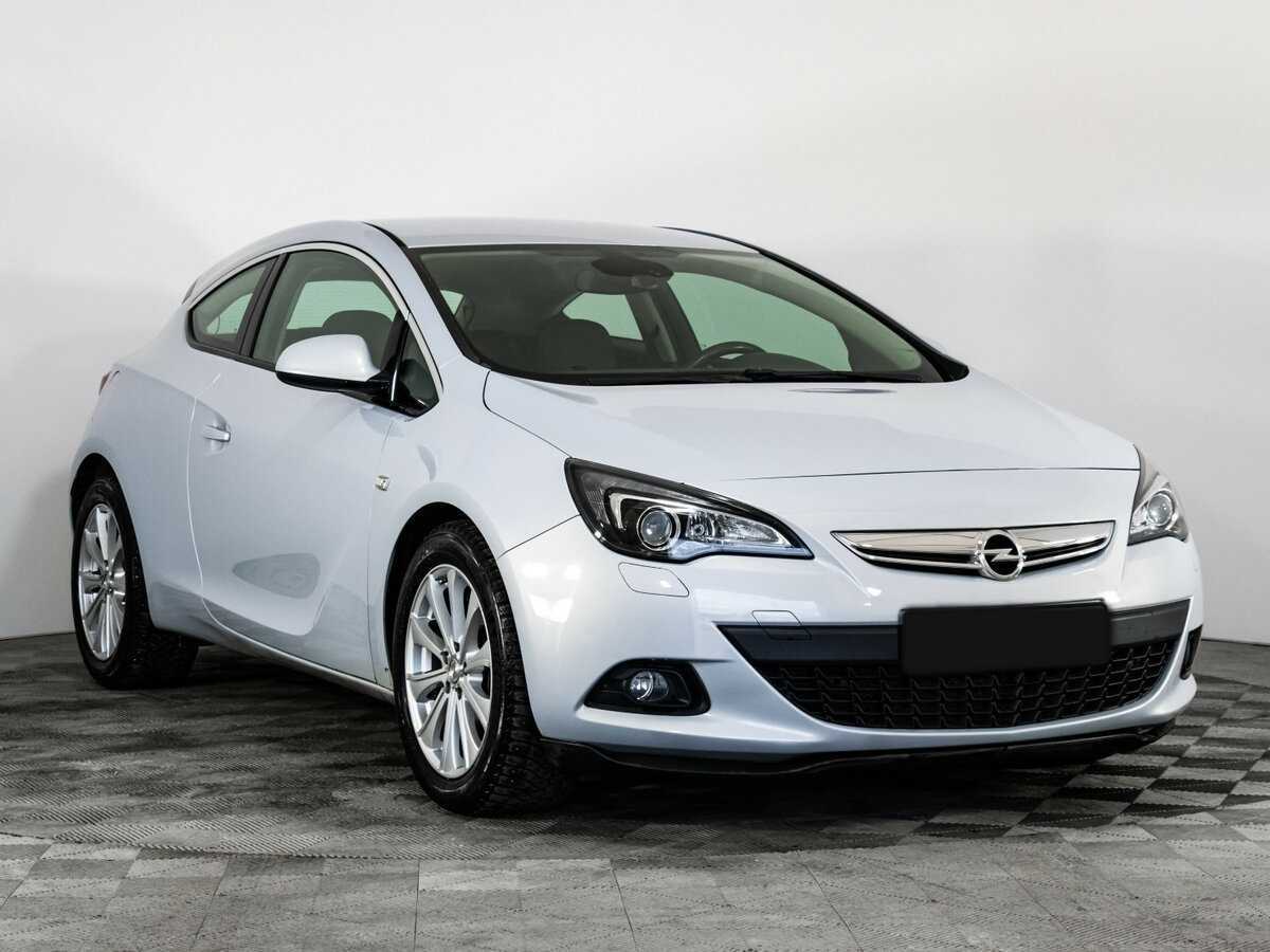 Opel Astra GTC, 2012 - фото №3