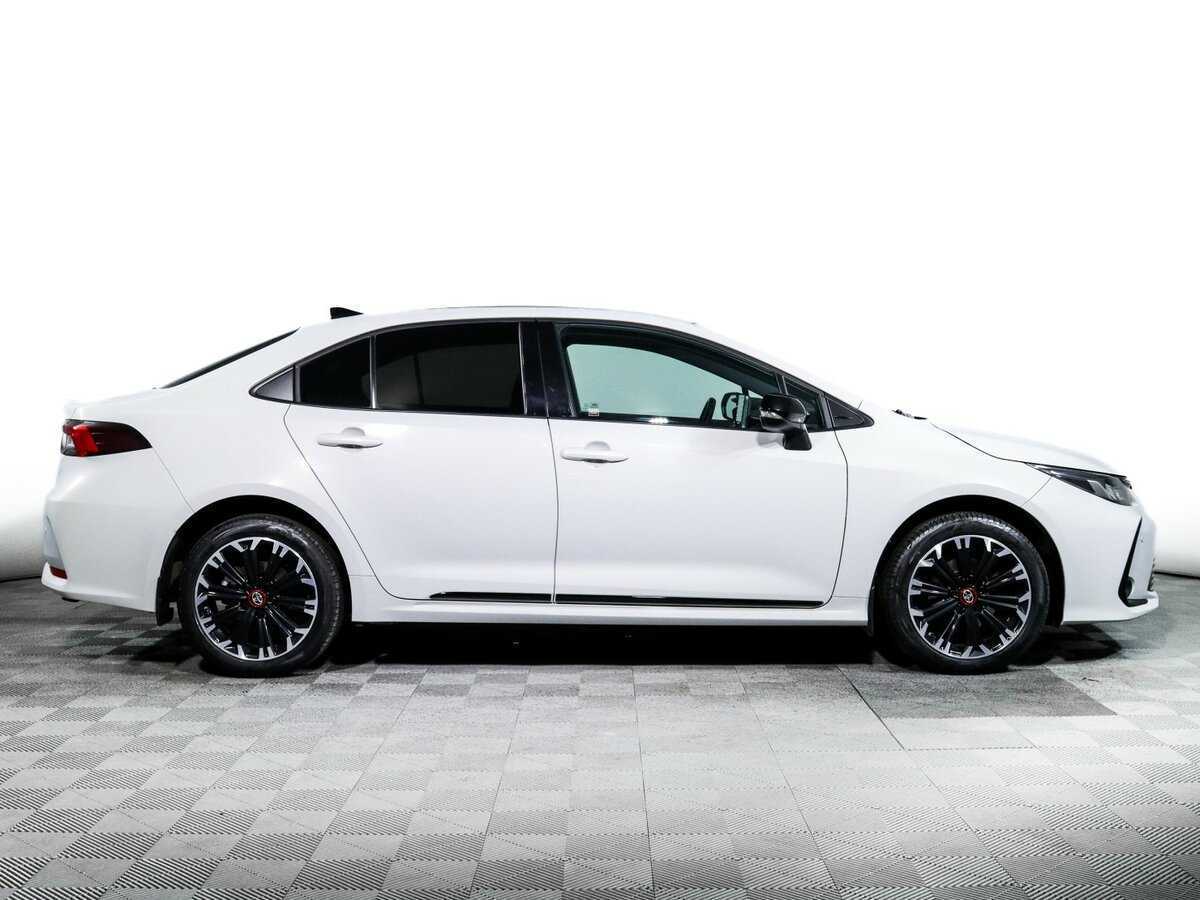 Toyota Corolla, 2021 - фото №4