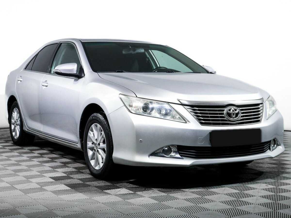 Toyota Camry, 2013 - фото №3