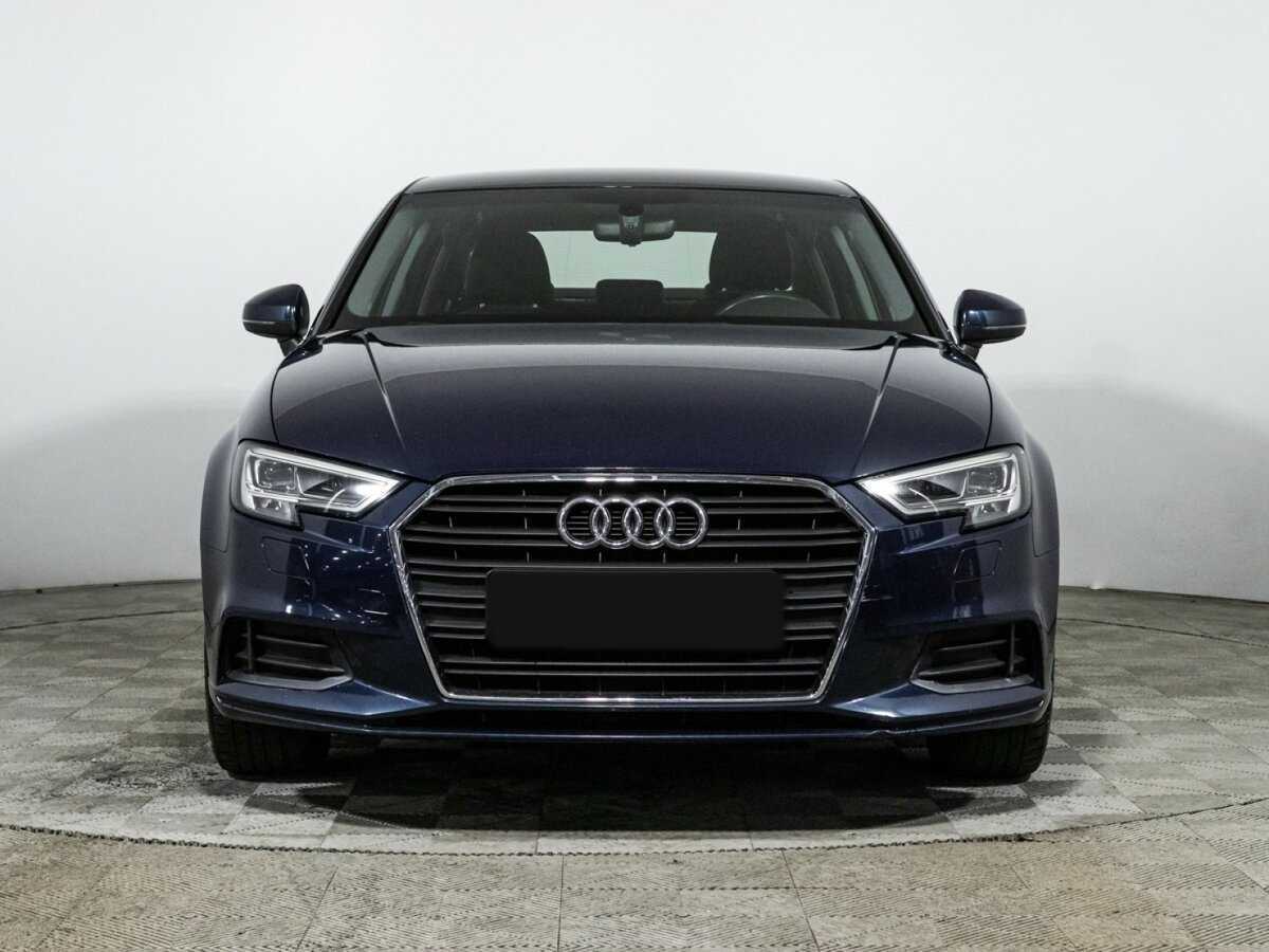 Audi A3, 2018 - фото №2
