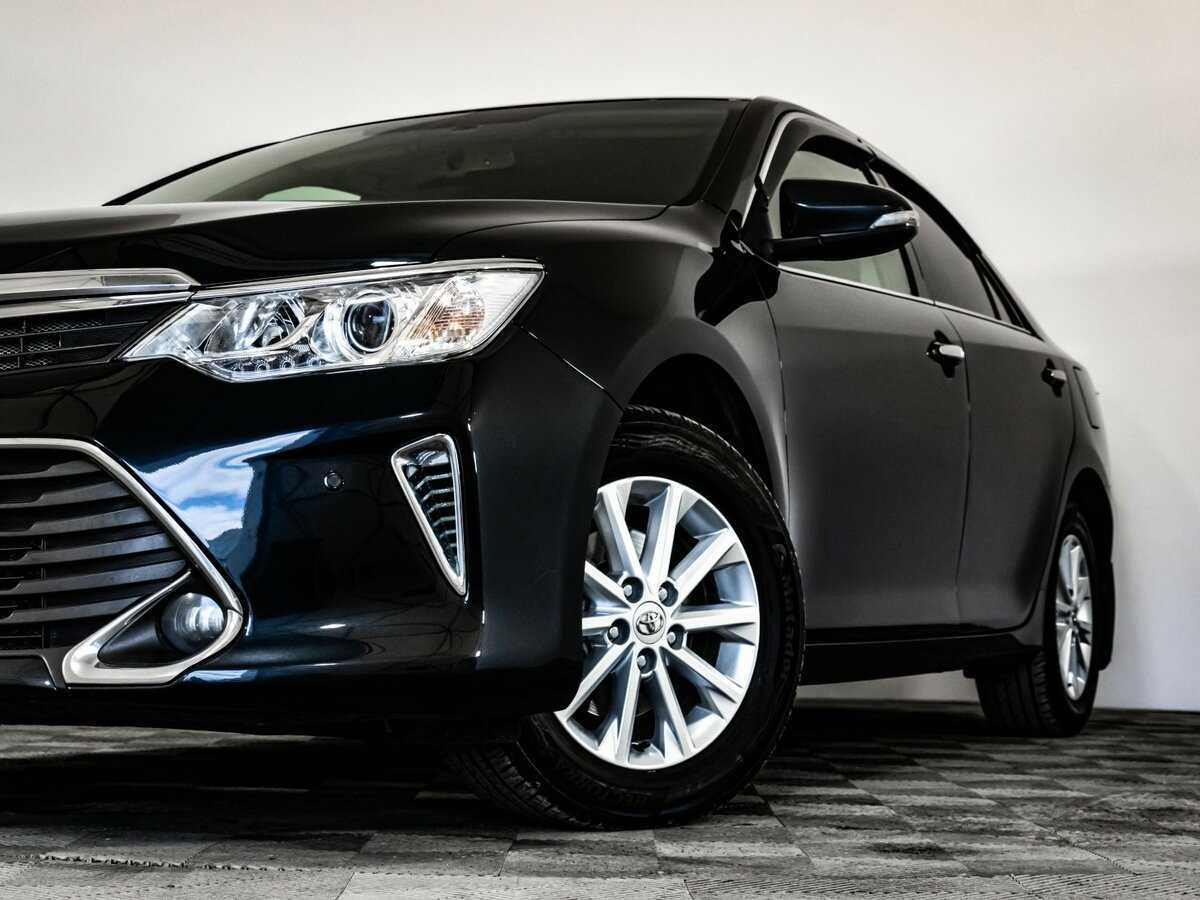 Toyota Camry, 2015 - фото №2
