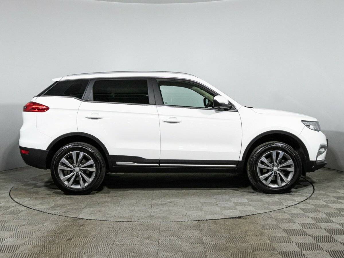 Geely Atlas, 2020 - фото №2