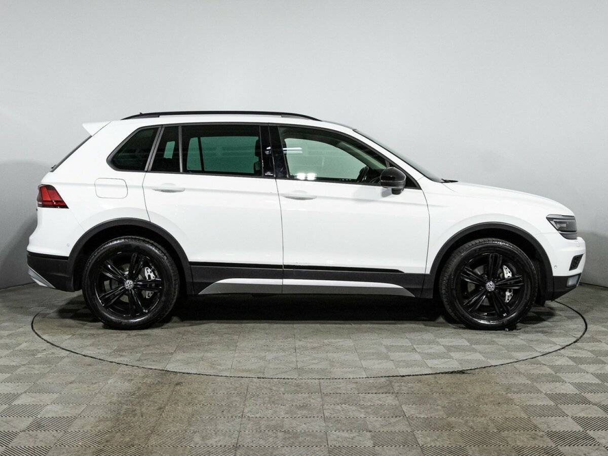 Volkswagen Tiguan, 2018 - фото №4