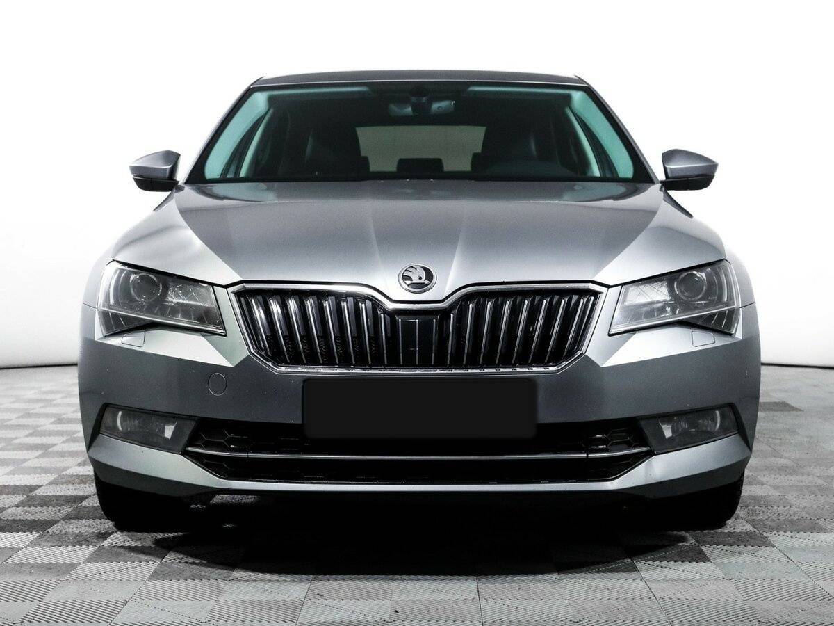 Skoda Superb, 2017 - фото №2