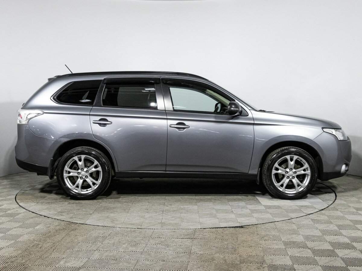 Mitsubishi Outlander, 2012 - фото №4