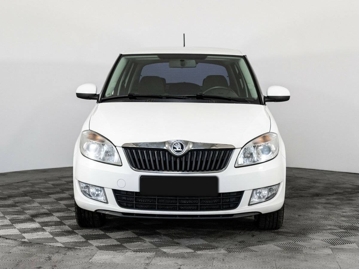 Skoda Fabia, 2013 - фото №2