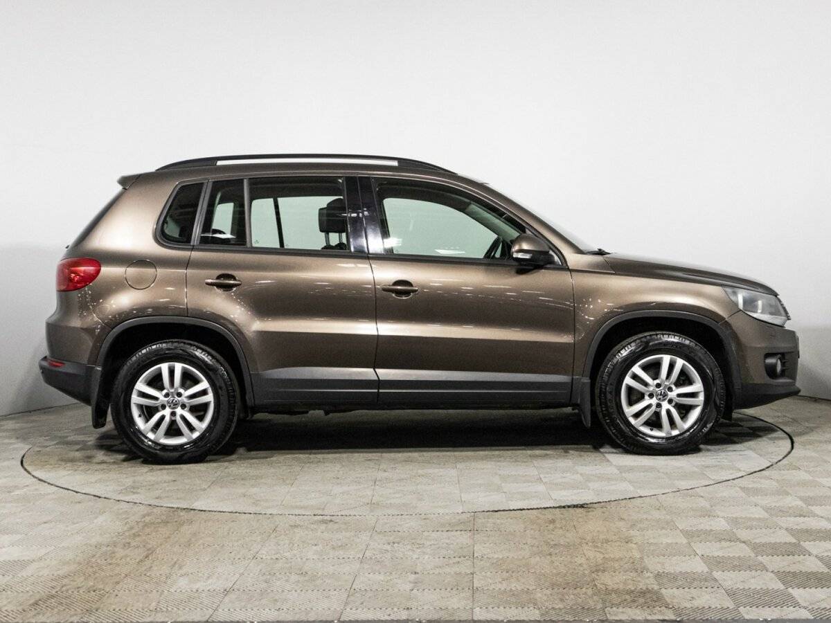 Volkswagen Tiguan, 2014 - фото №4