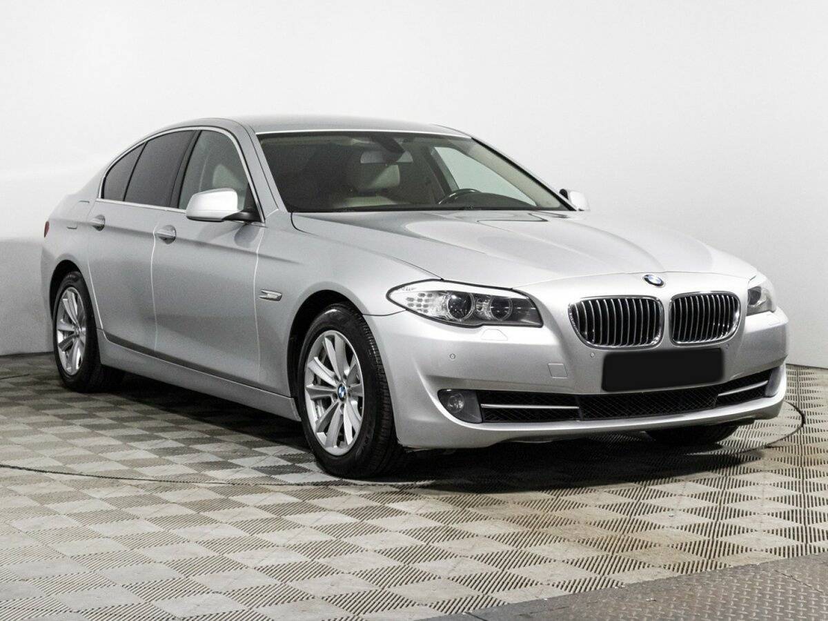 BMW 5 серии 528i xDrive, 2013 - фото №3