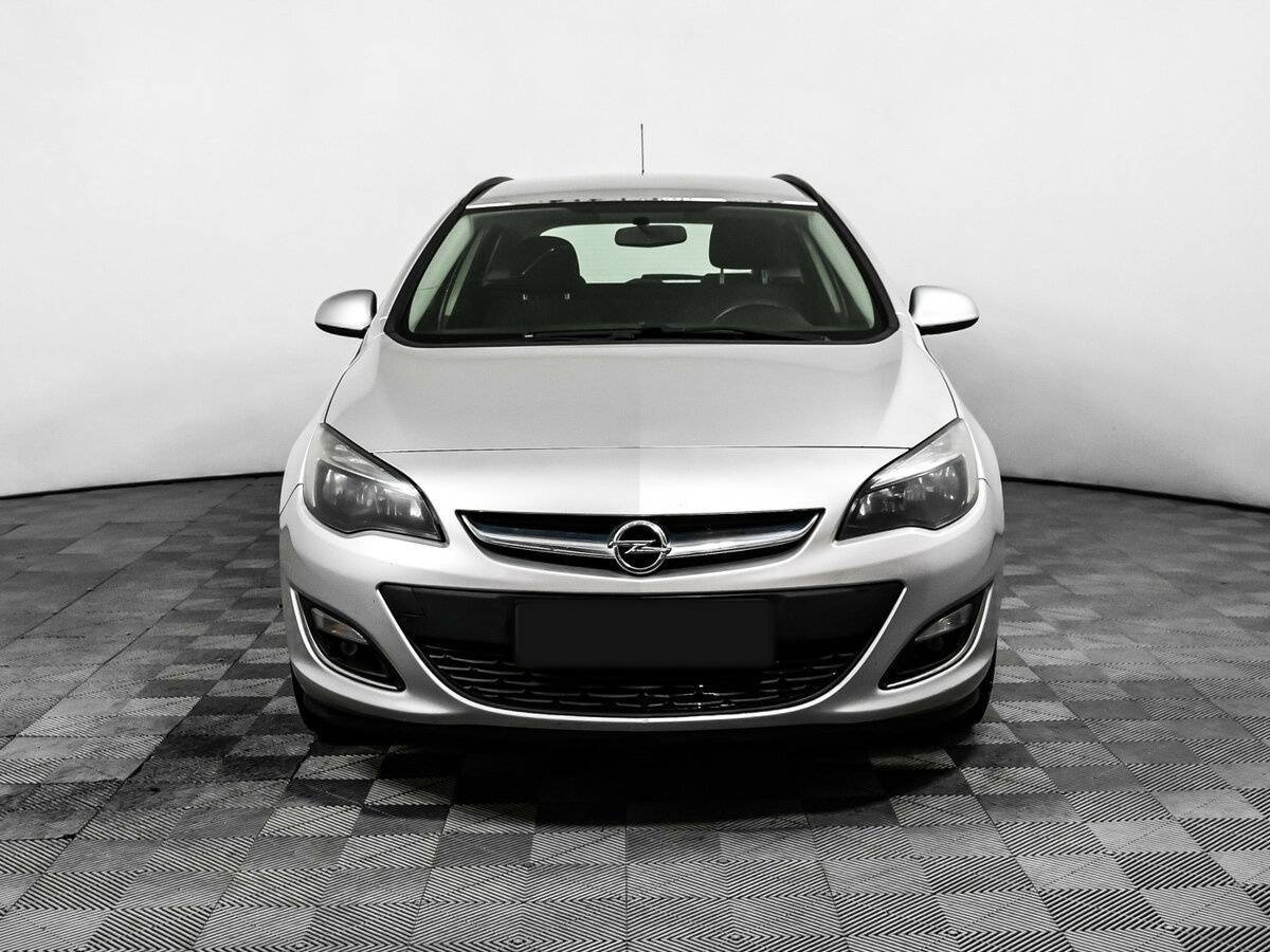 Opel Astra, 2013 - фото №2