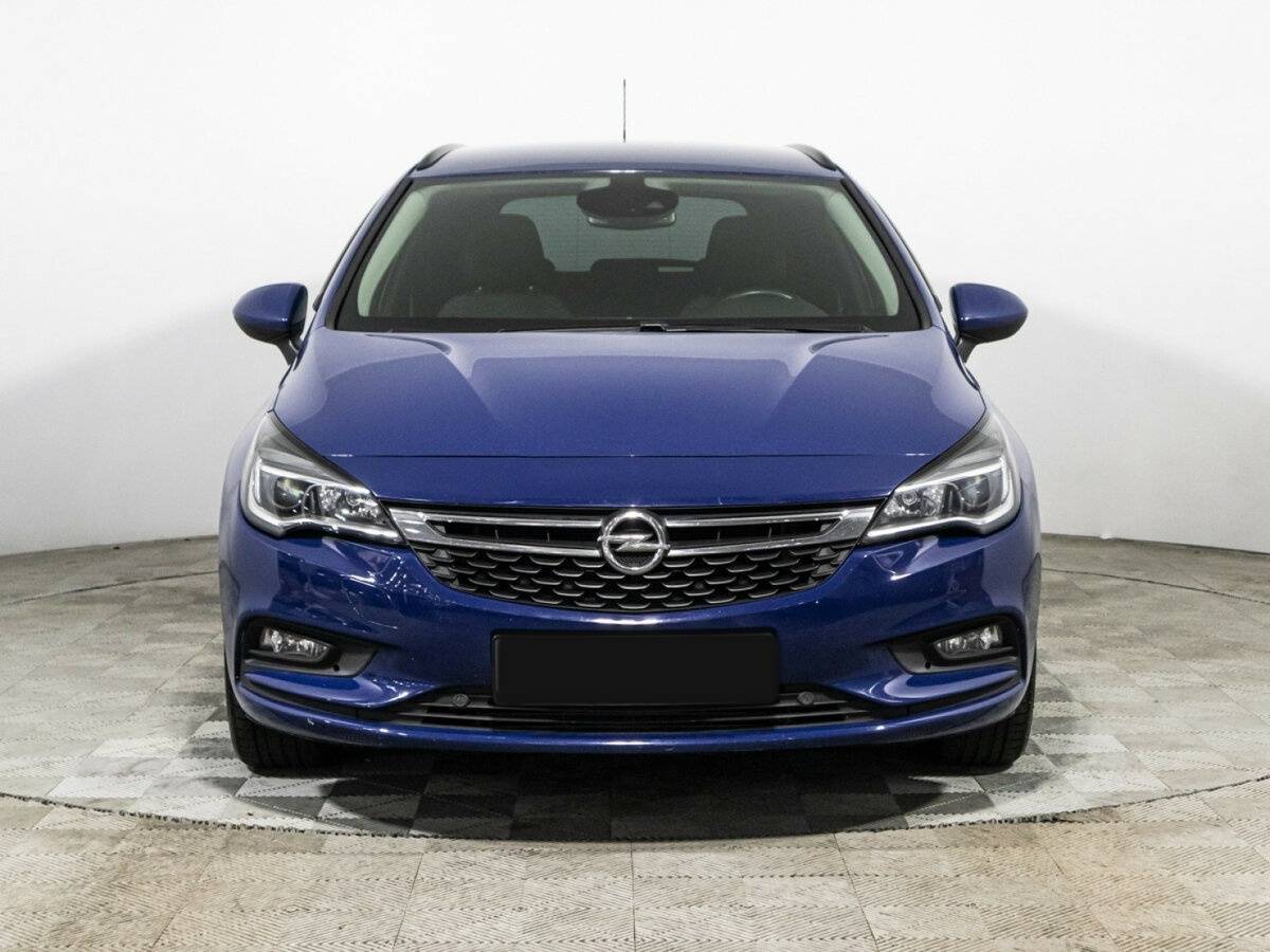 Opel Astra, 2019 - фото №2