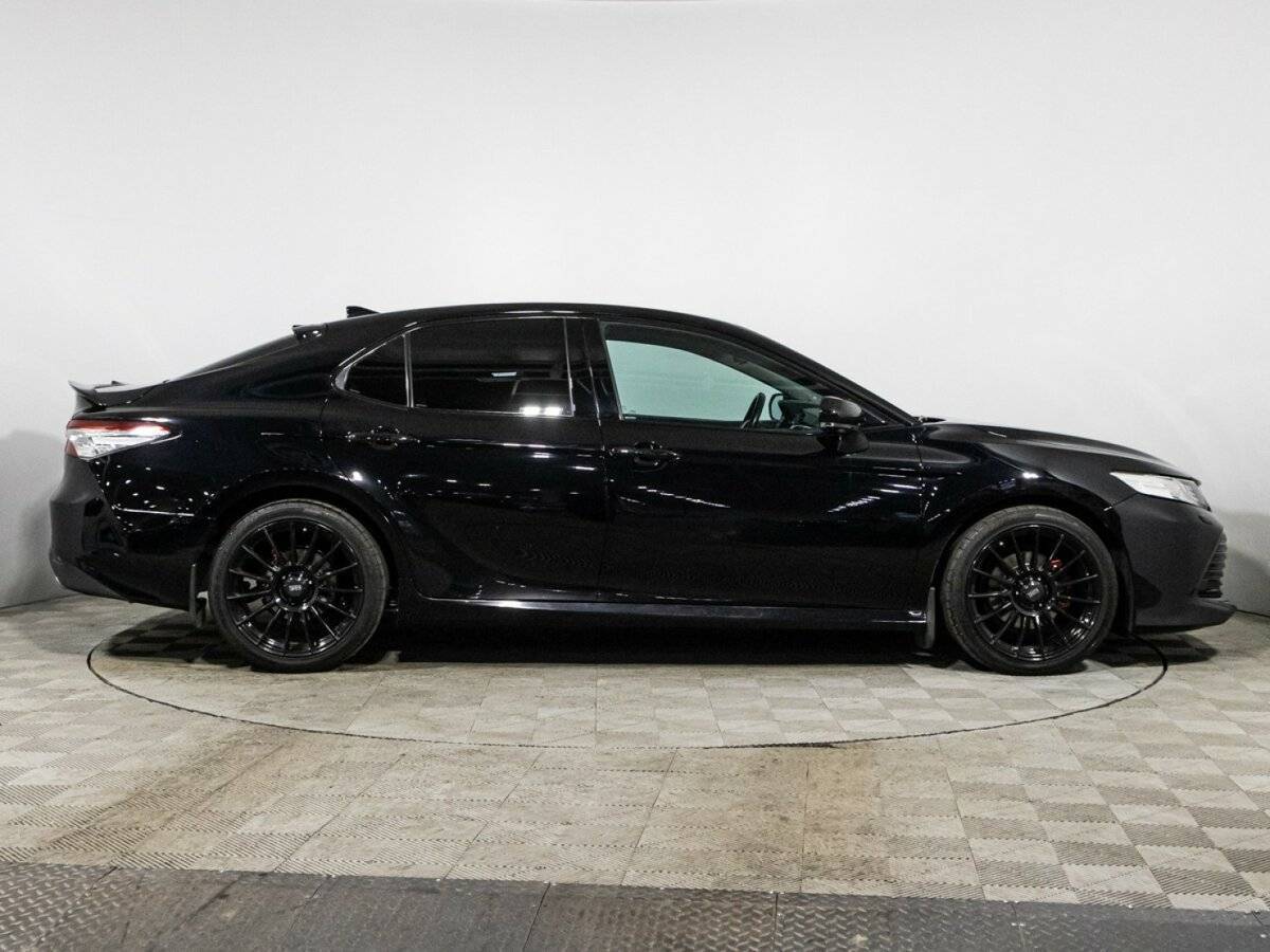 Toyota Camry, 2018 - фото №4