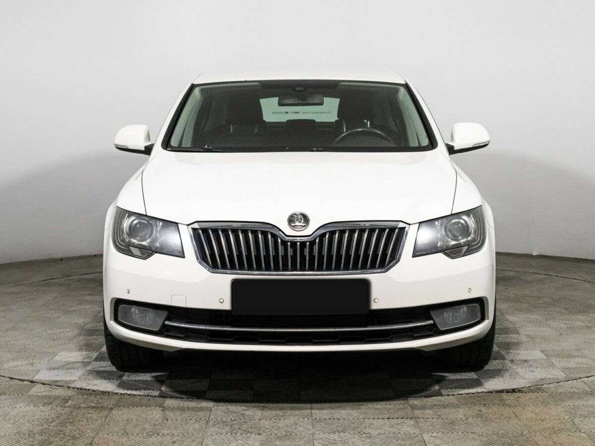 Skoda Superb DSG, 2013 - фото №2