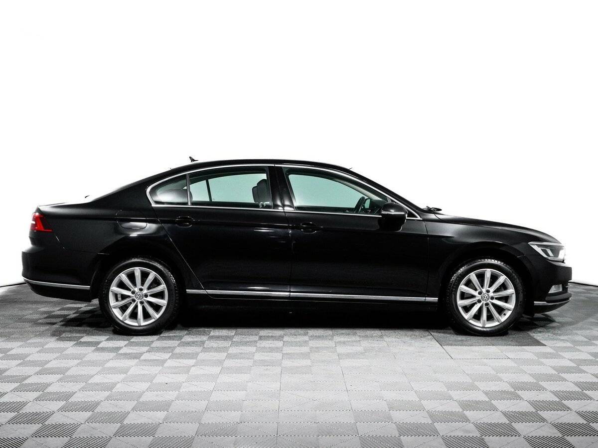 Volkswagen Passat, 2019 - фото №4