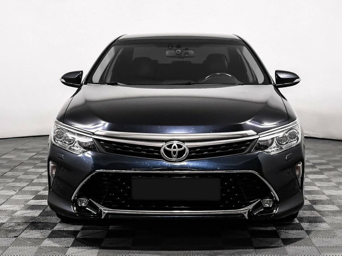 Toyota Camry, 2017 - фото №2