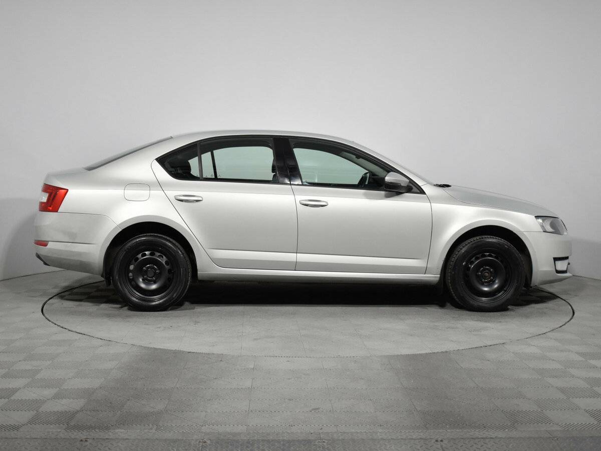 Skoda Octavia, 2015 - фото №4