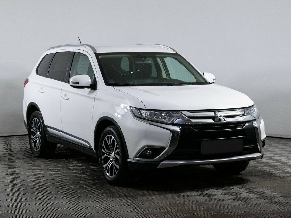 Mitsubishi Outlander, 2016 - фото №3