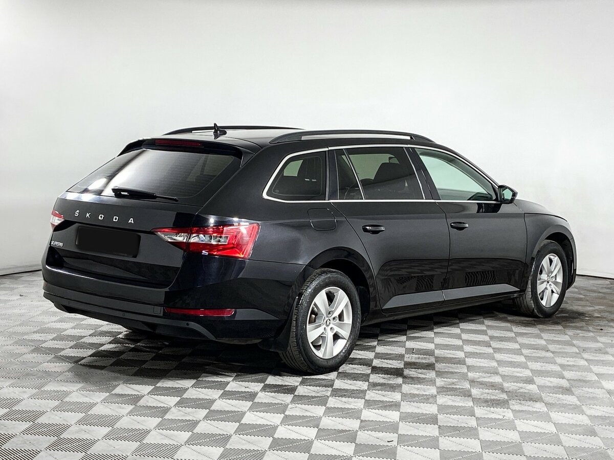 Skoda Superb III Рестайлинг, 2020 - фото №4