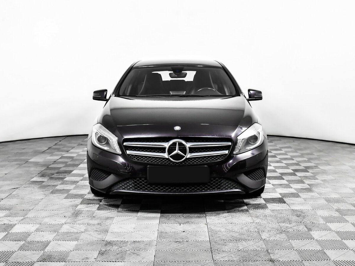 Mercedes-Benz A-Класс 180 III (W176), 2014 - фото №2