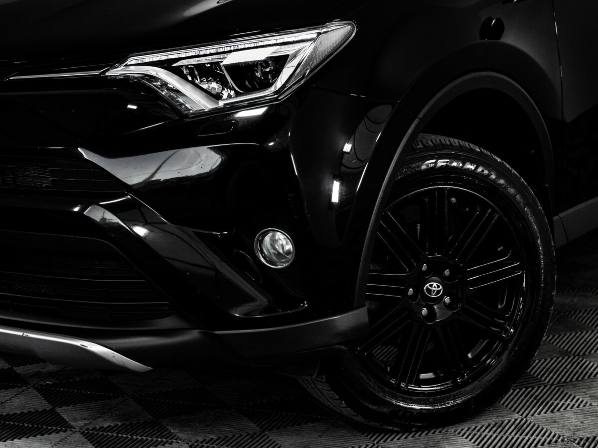 Toyota RAV4 IV (XA40) Рестайлинг, 2017 - фото №3