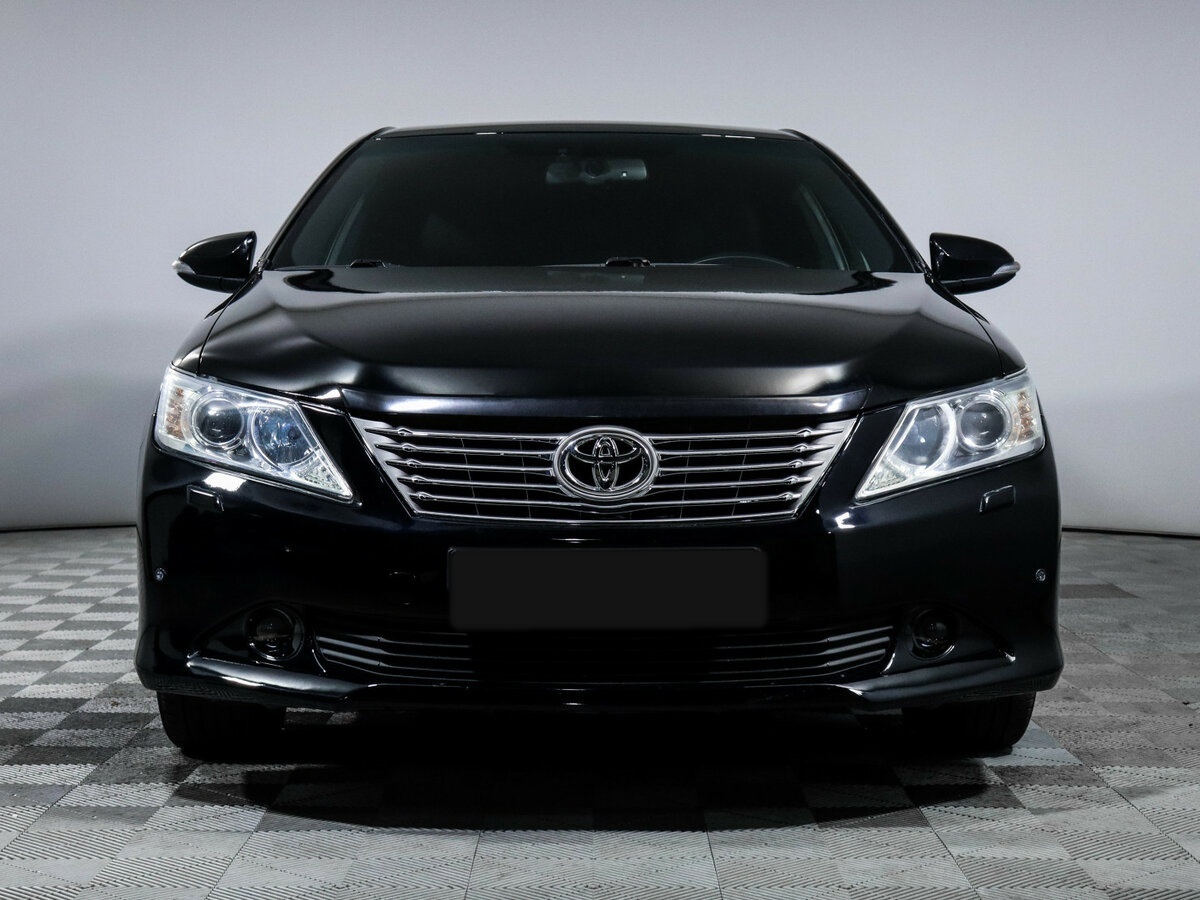 Toyota Camry VII (XV50), 2014 - фото №2