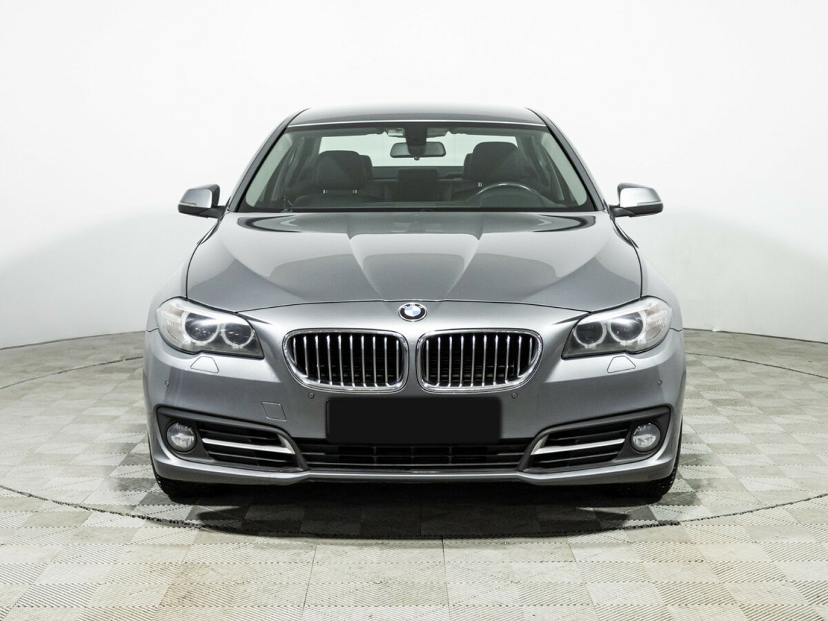 BMW 5 серии 520i VI (F10/F11/F07) Рестайлинг, 2014 - фото №2