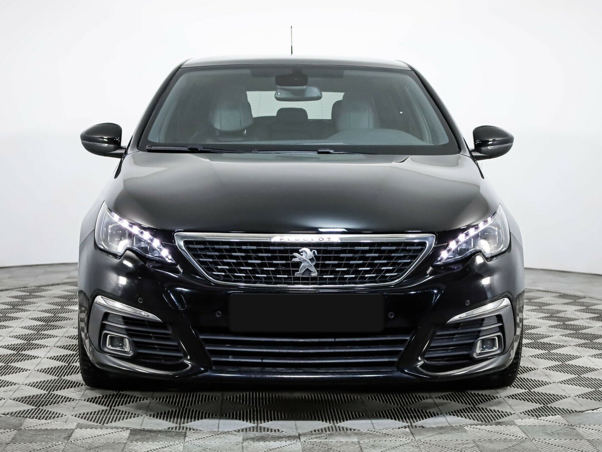 Peugeot 308 II Рестайлинг, 2019 - фото №2