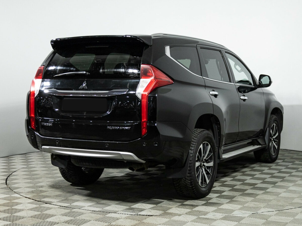 Mitsubishi Pajero Sport III, 2017 - фото №4