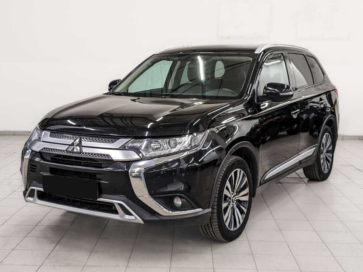 Mitsubishi Outlander, 2020