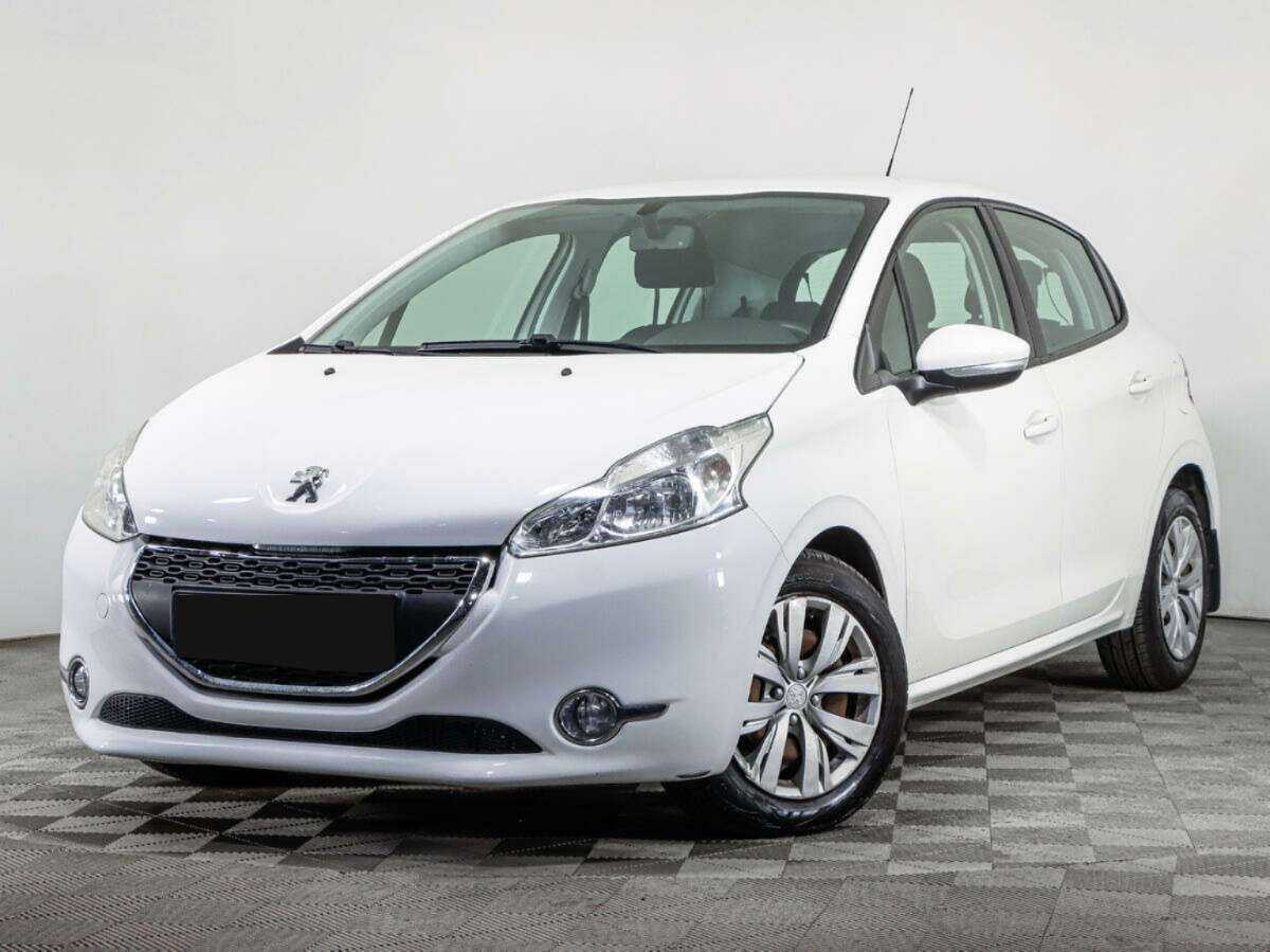 Peugeot 208, 2013