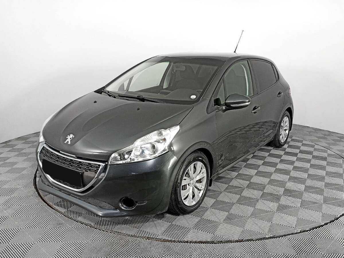 Peugeot 208, 2013