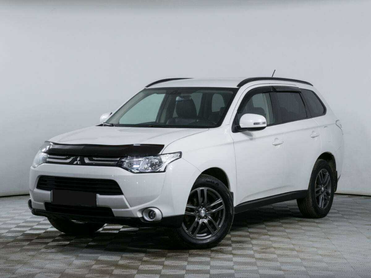 Mitsubishi Outlander, 2012