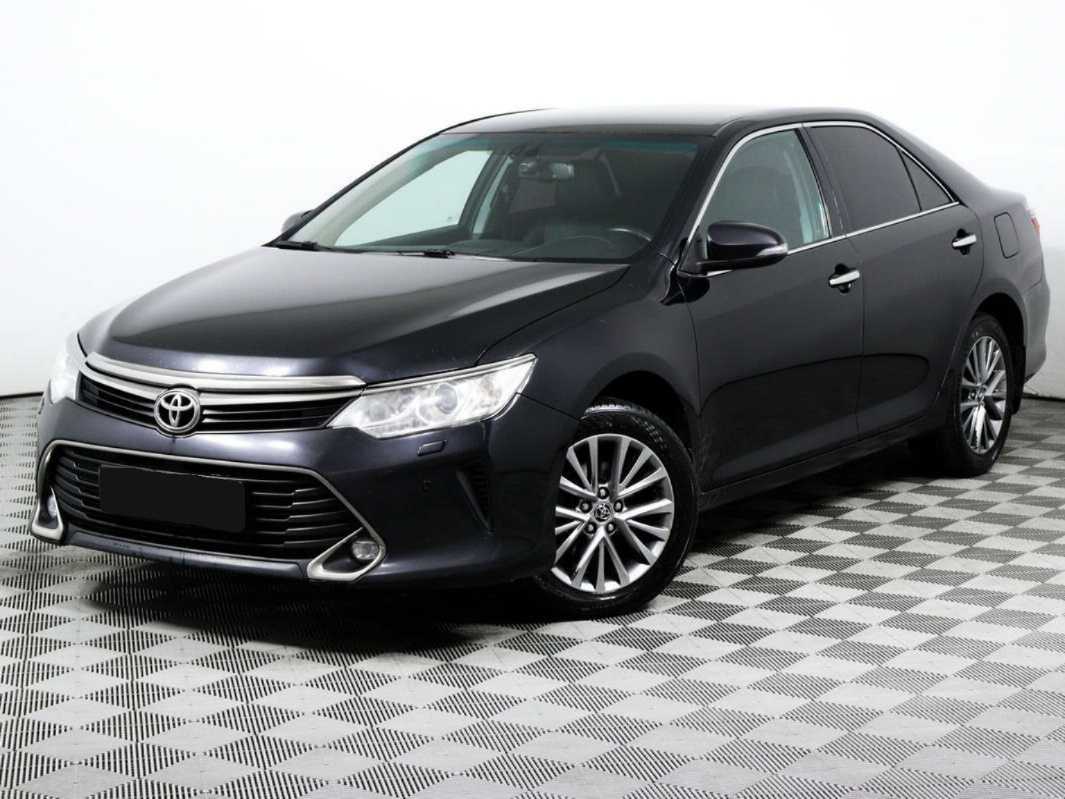 Toyota Camry, 2016