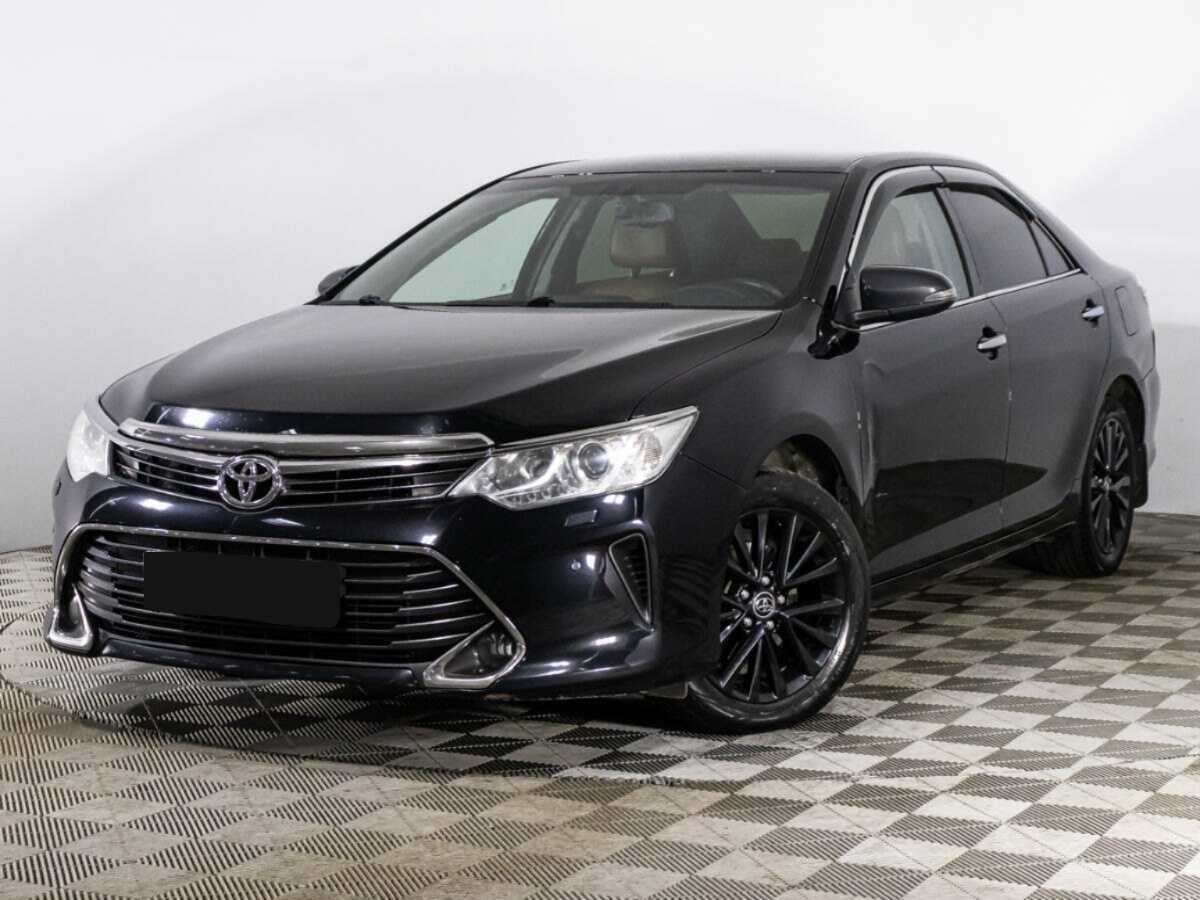 Toyota Camry, 2016