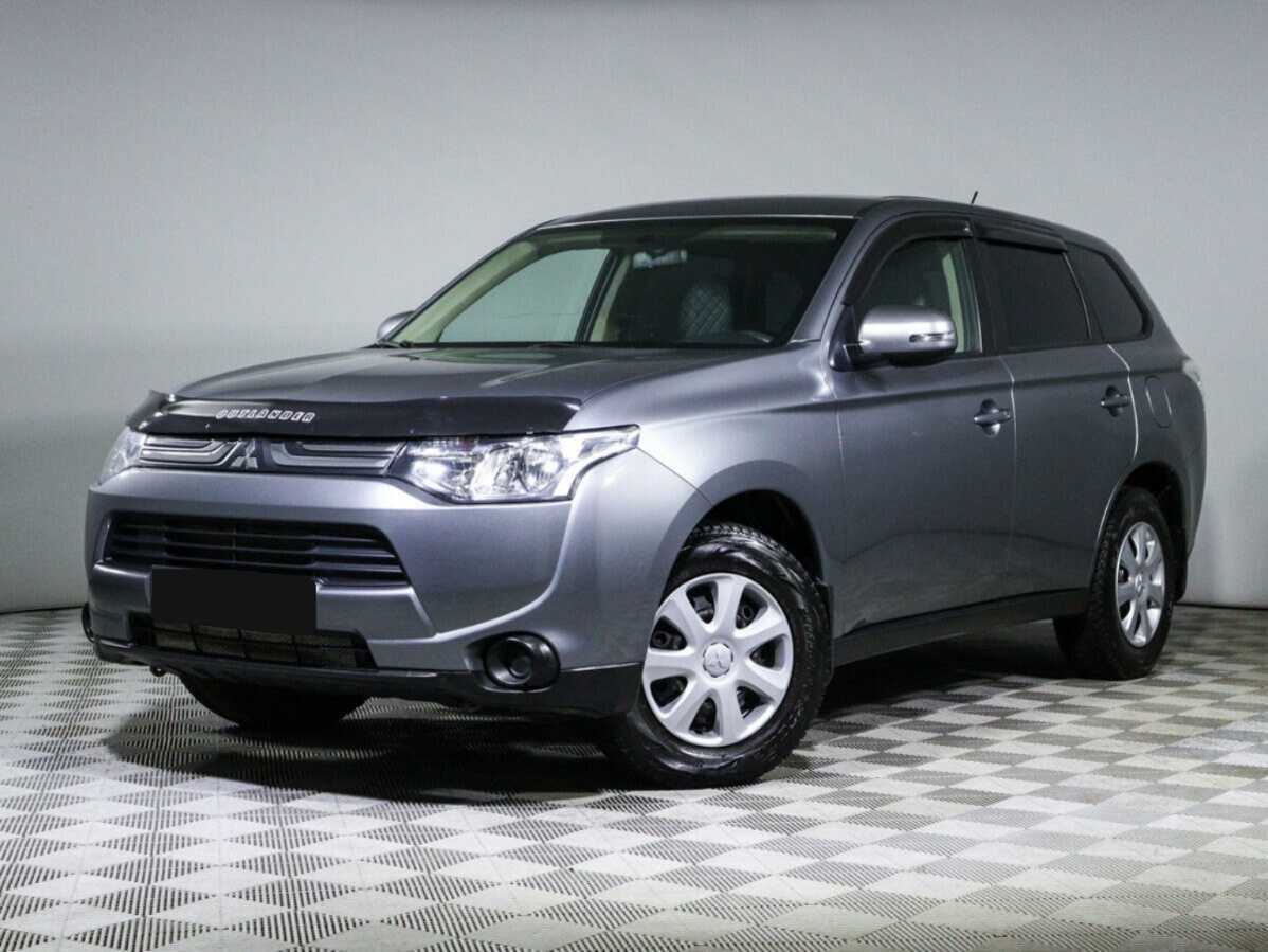 Mitsubishi Outlander, 2013