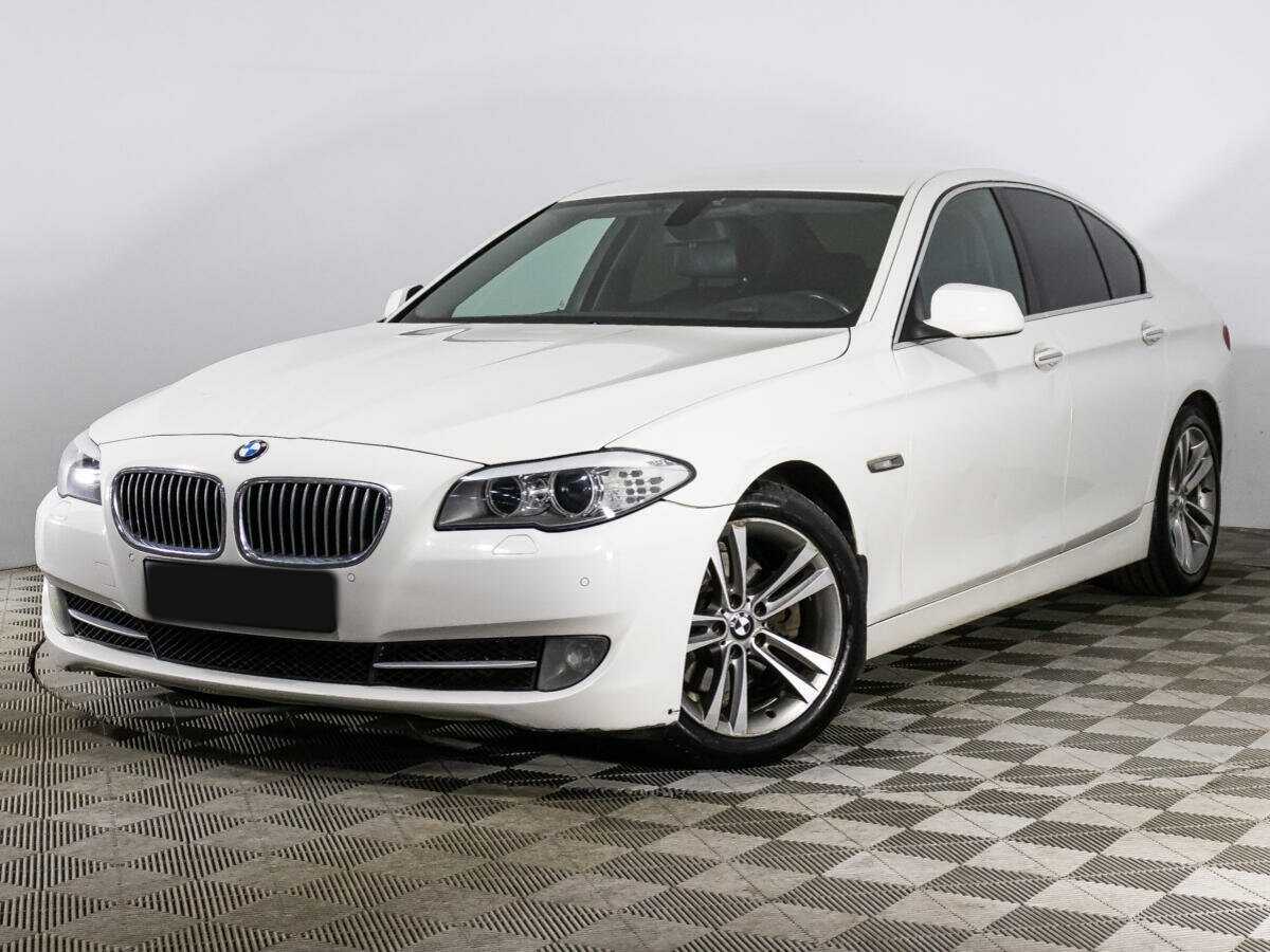 BMW 5 серии 520i, 2012