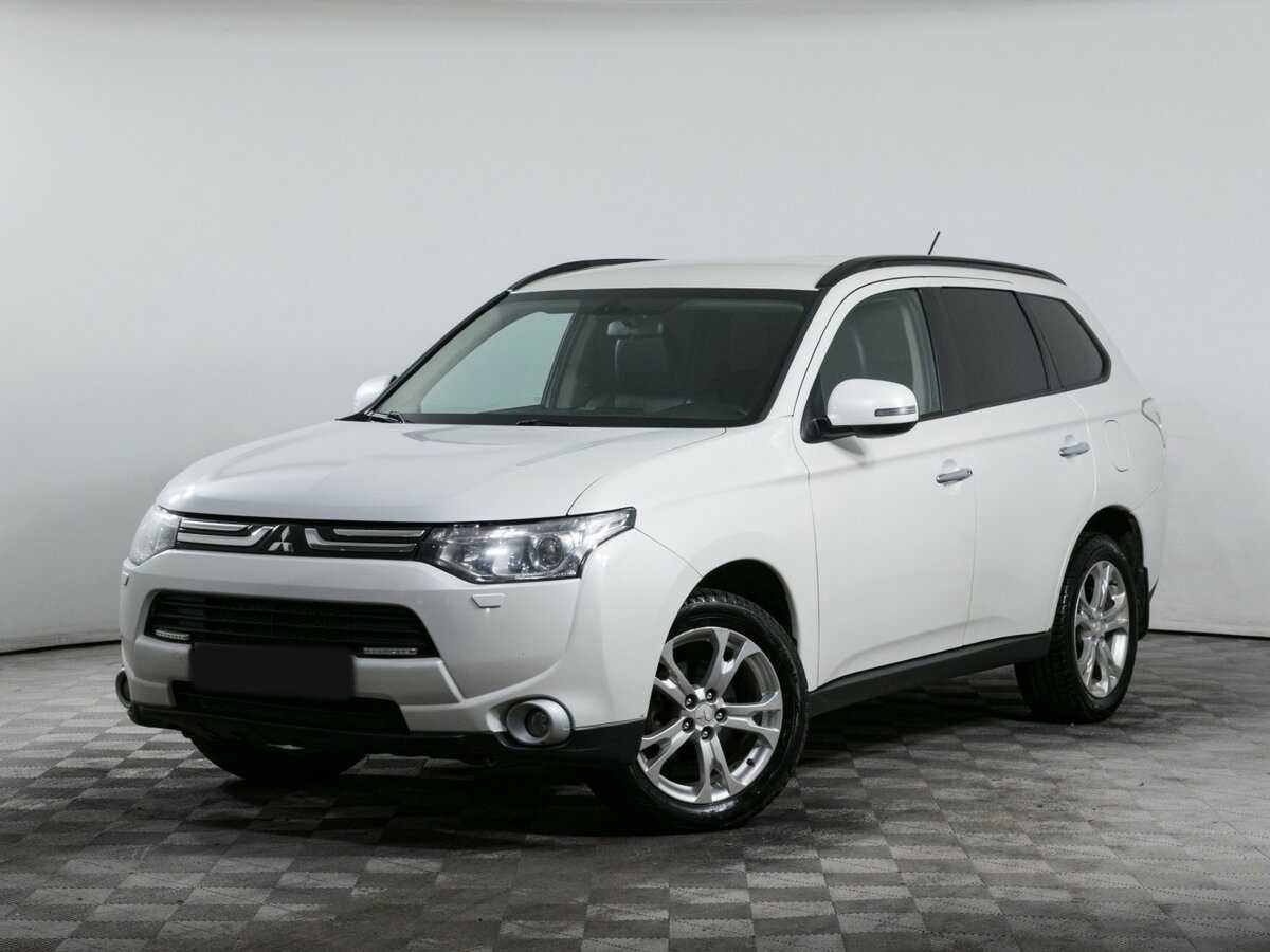 Mitsubishi Outlander, 2013