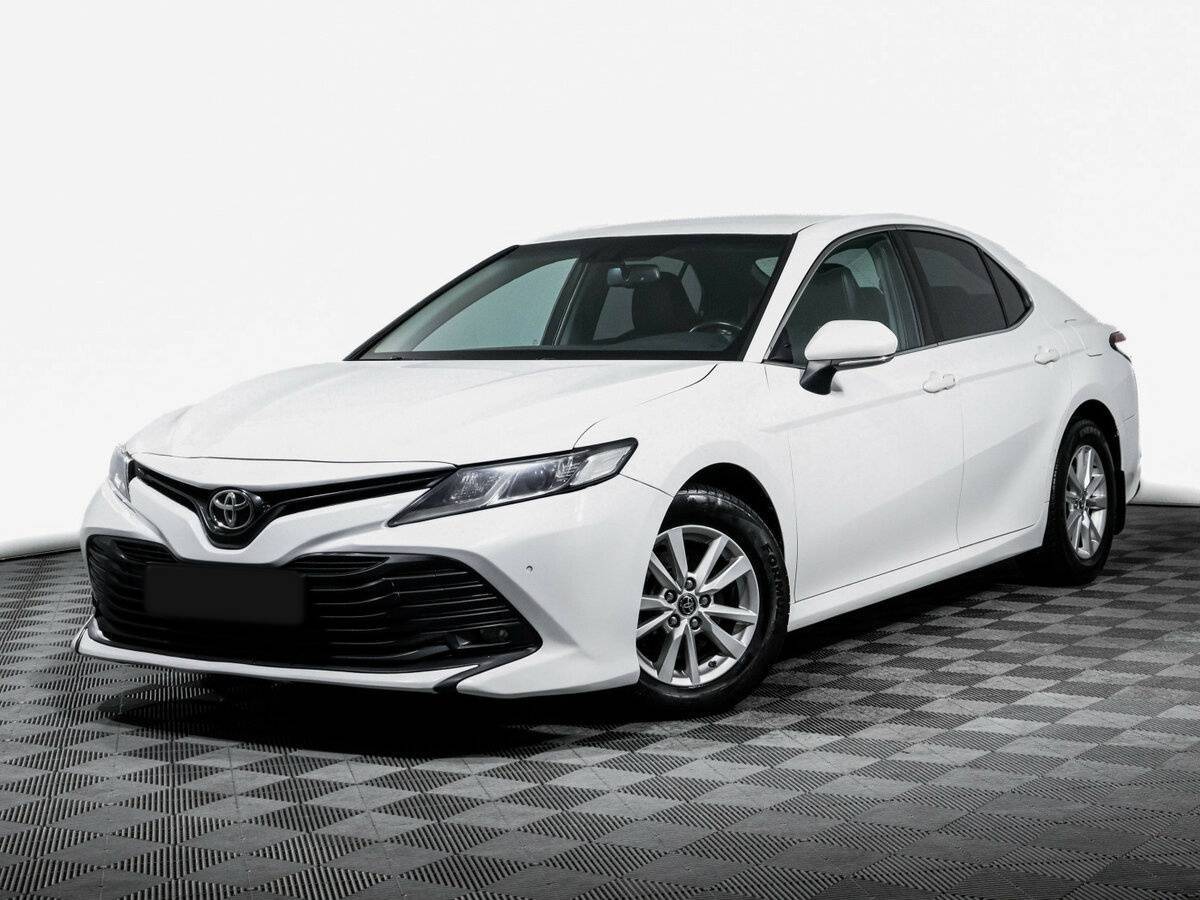 Toyota Camry, 2018