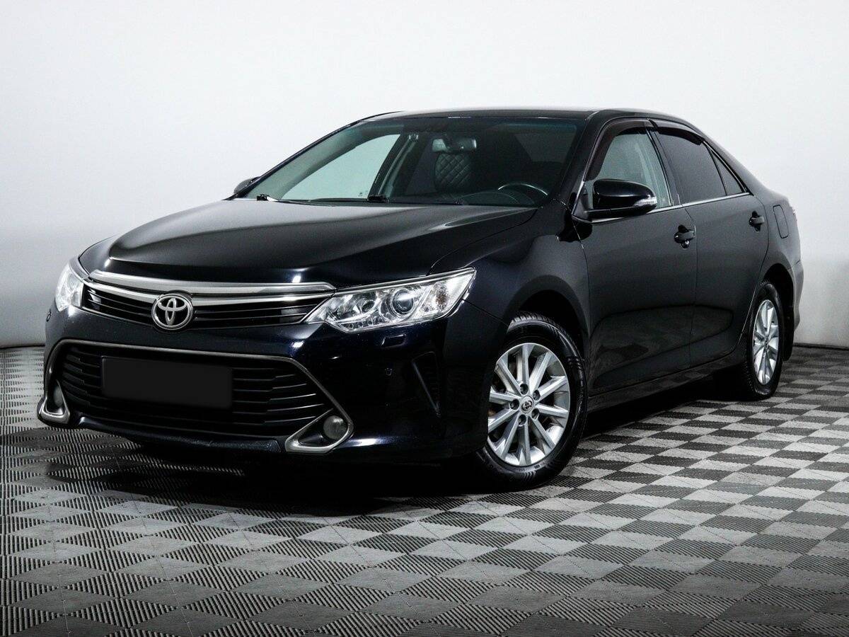 Toyota Camry, 2015