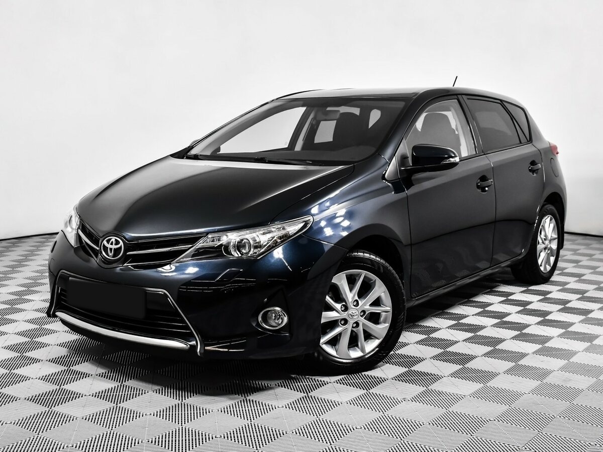 Toyota Auris II, 2014